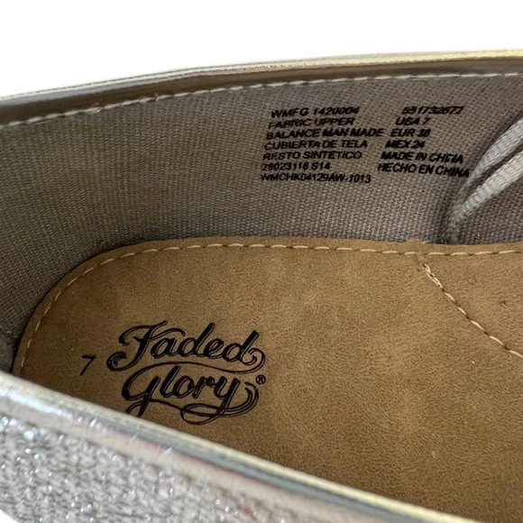 Faded Glory slip on shoes.  Silver sparkles.  Size 7.  Excellent condition - Picture 5 of 8